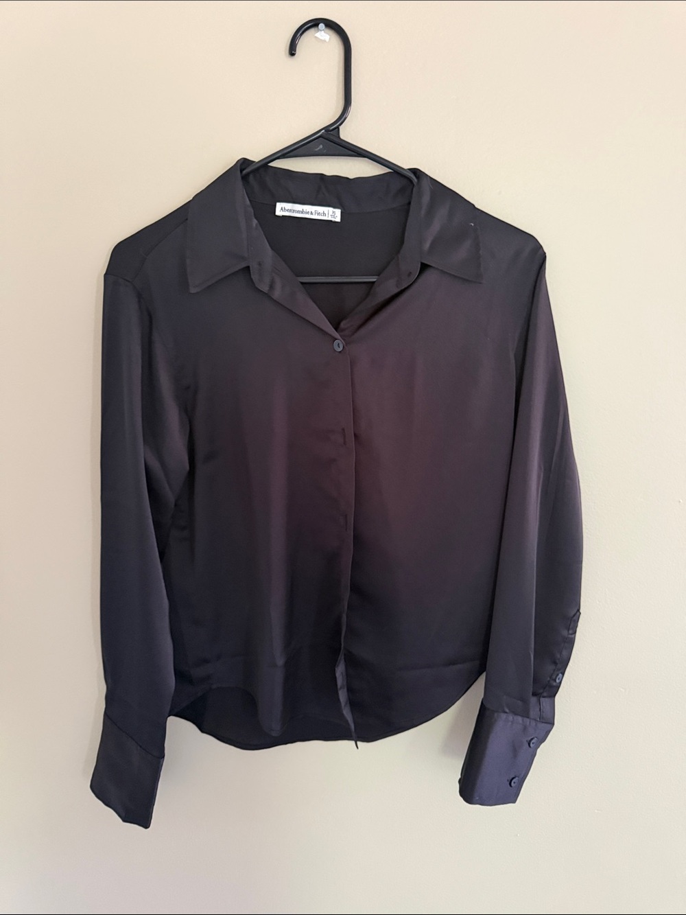 Abercrombie & Fitch Black Long-Sleeve Button-Down Shirt